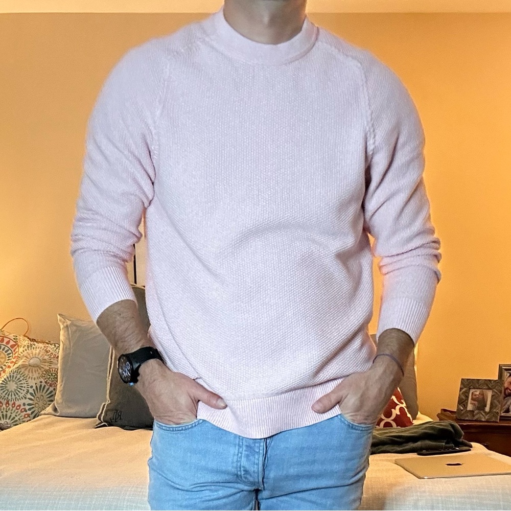 SOLD Lululemon | Textured Knit Crewneck Sweater in Light Pink (Medium) - Picture 13 of 16